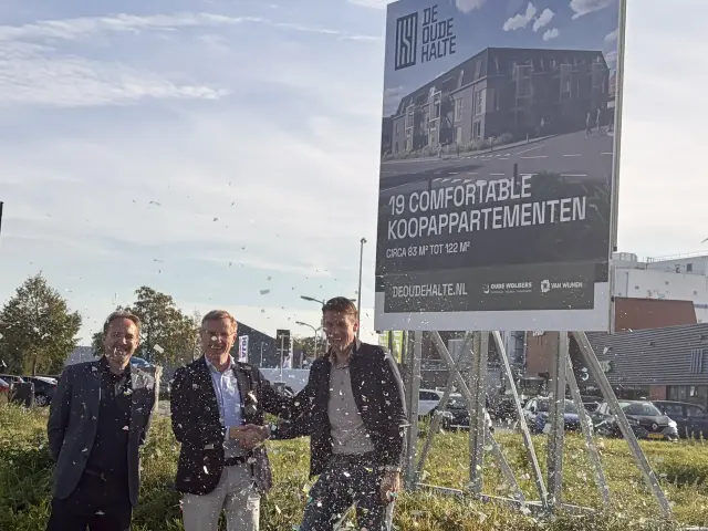 261015 Onthulling bouwbord Oude Halte Borculo